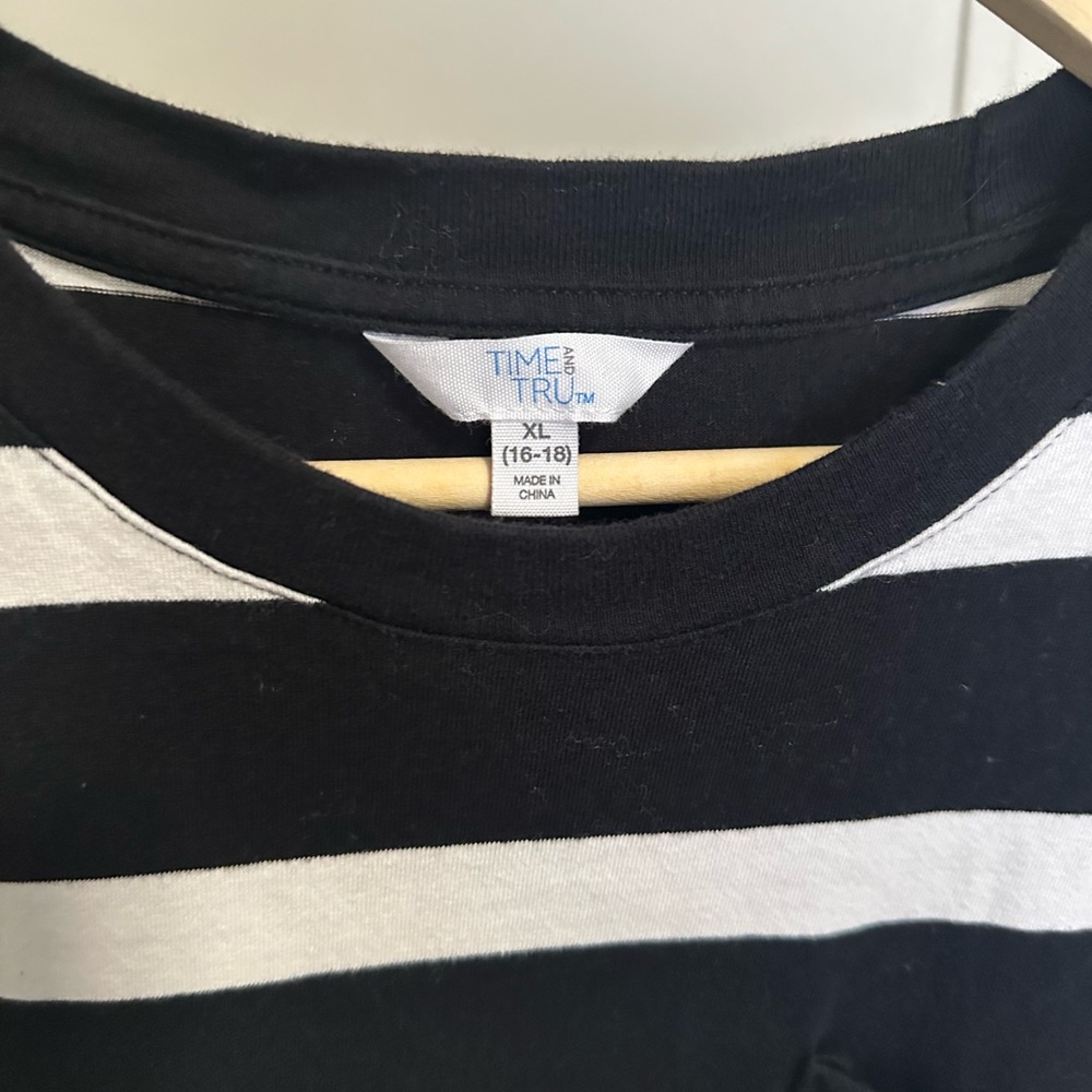 Time and Tru Women’s Black and White Striped Midi ShortSleeve Dress Sz XL 16-18 - Picture 3 of 7